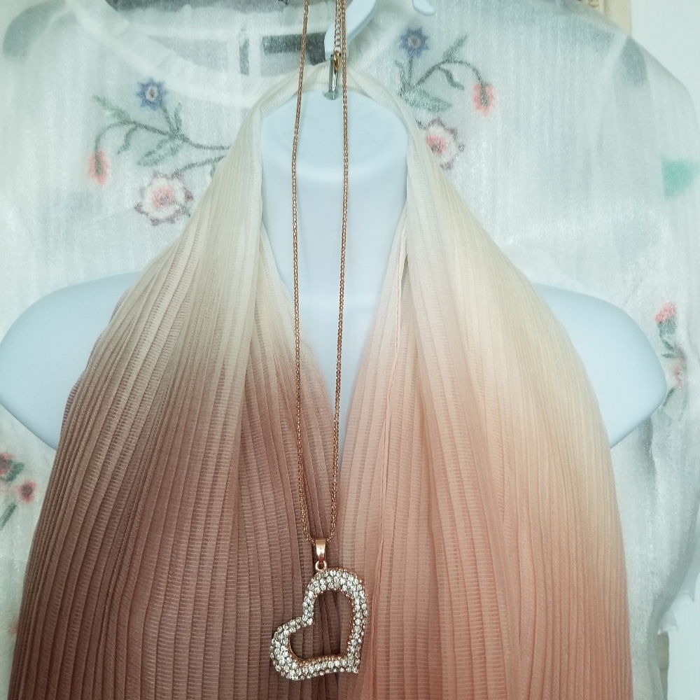 Betsey Johnson necklace